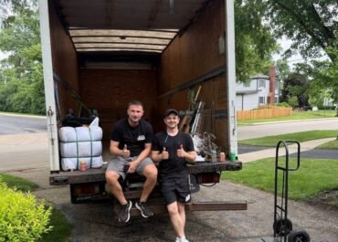 2 Movers and a Truck in Chicago: Is It Enough for Your Move?
